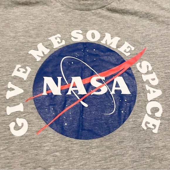 NASA Give Me Some Space Shirt Women’s Size Medium T-shirt Graphic Tee - Picture 6 of 16